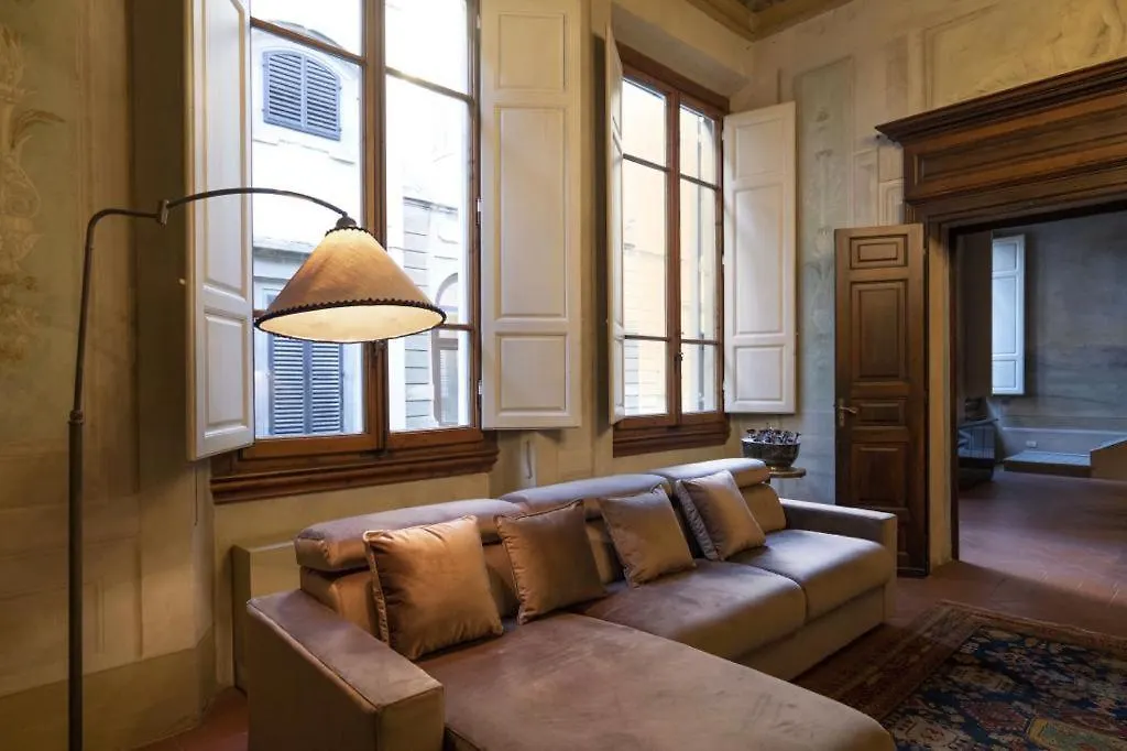 Renaissance Palace Noble Floor Apartment Firenze